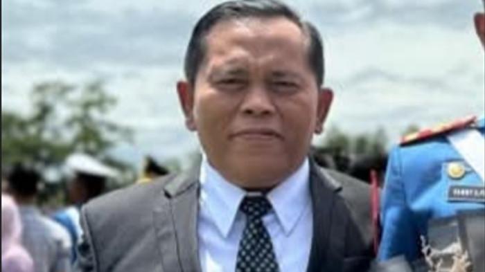 DICOPOT: Sarimuda Purba, Kepala Dinas Pemberdayaan Masyarakat dan Pemerintah Nagori yang dicopot oleh Bupati Simalungun Anton Achmad Saragih.