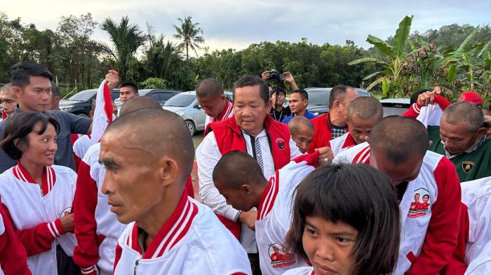 Yosef Jembatan Kasih Nias, Jumat (10/10/2025). “Mereka ini perlu diperhatikan,” ujarnya.