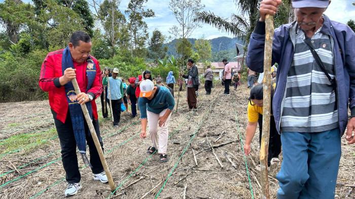 areal bersejarah benteng Raja Sisingamangaraja XII, Parlilitan, Humbang Hasundutan, Jumat