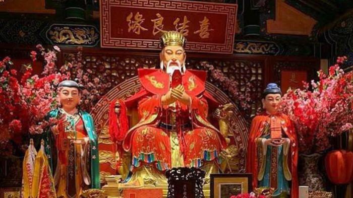 KELENTENG- Ilustrasi patung dewa yang ada di sebuah kelenteng.