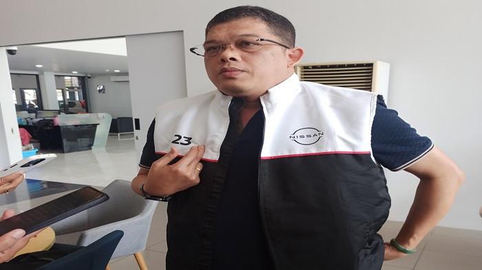 BERI KETERANGAN - National Sales Division Head PT. Nissan Motor Distributor Indonesia Caca Tobing