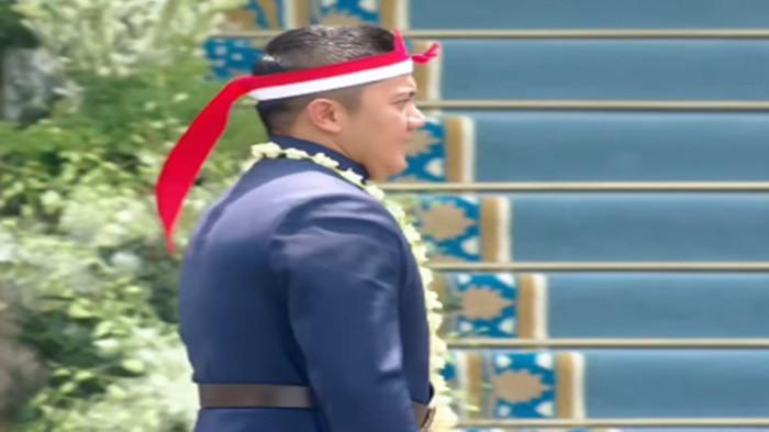 SESKAB JOGET - Tangkapan layar YouTube Indosiar. Momen Seskab Teddy joget