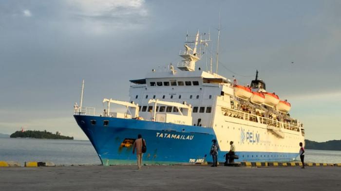 JADWAL KAPAL - Foto Kapal Tatamailau di Pelabuhan Fakfak, Papua Barat yang diambil pada 10 Oktober 2025.