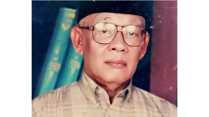 Prof. Drs. H.Said Mahmud Umar, seorang tokoh panutan dan pejuang di bidang pendidikan di Provinsi Riau