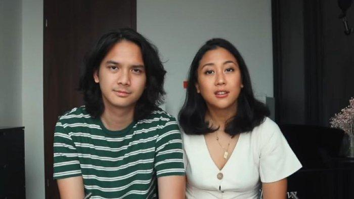 BERCERAI - Sherina Munaf Resmi Bercerai dengan Baskara Mahendra. Permohonan cerai Sherina dikabulkan oleh Pengadilan Agama Jakarta Selatan, Kamis (13/2/2025), secara verstek.