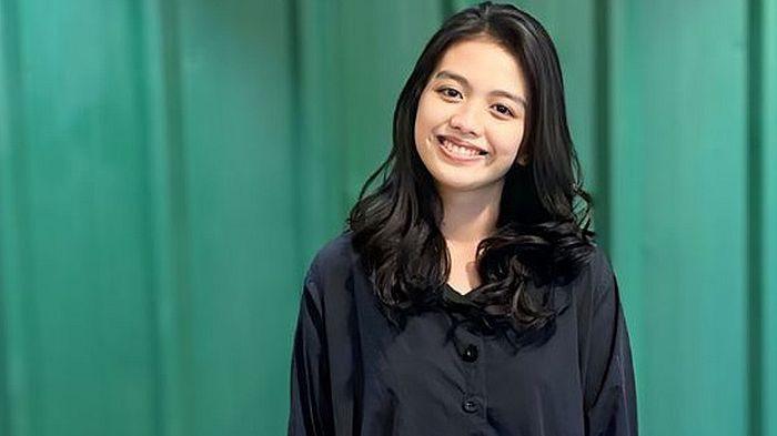PREDIKSI SKOR - Bobotoh geulis Persib asal Bandung, Sarah Shifa Laeliya. Berikut prediksi skor duel sengit Persita Tangerang vs Persib Bandung versi Bobotoh geulis Persib asal Bandung, Sarah Shifa Laeliya.