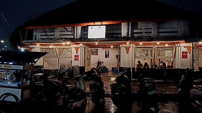 Salah satu kedai kopi di Kota Tasikmalaya.