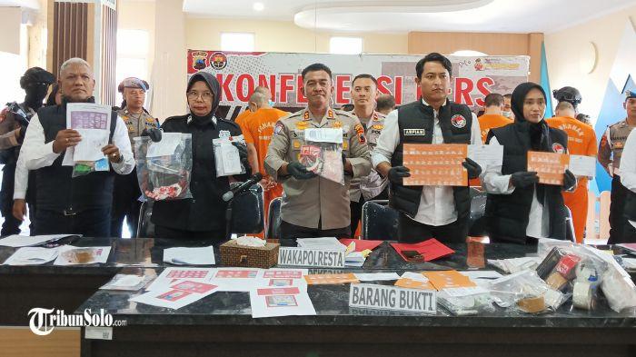 Pelaku berupaya mengedarkan paket sabu dari hasil dirinya menagih utang kepada rekannya.
