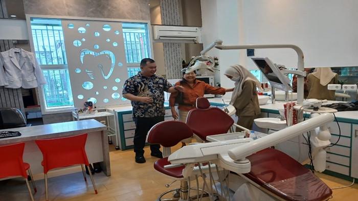 Dental Clinic di Klinik Kenten Medika