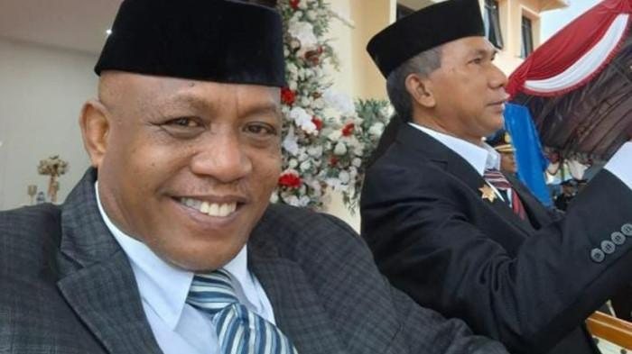 JABATAN: Maruf selaku Plh Sekda Pulau Taliabu. Ia mengaku belum dilantik jadi Pj Sekda