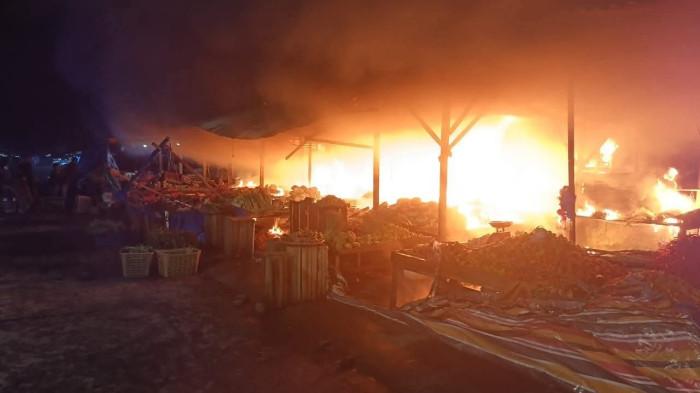 Pasar Labuha, Halmahera Selatan kebakaran 01