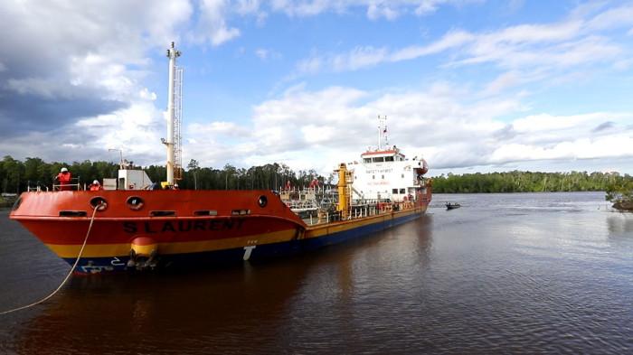 kapal pertamina di obi