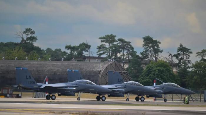 Jet Tempur F-15E Strike Eagle milik Angkatan Udara Amerika