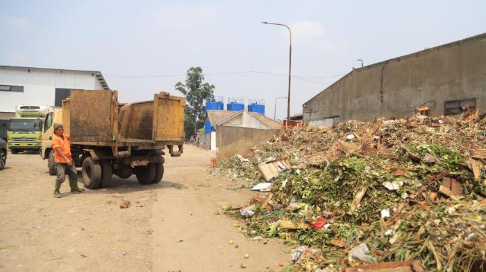 Pengelolaan sampah di Pasar Tanah Tinggi