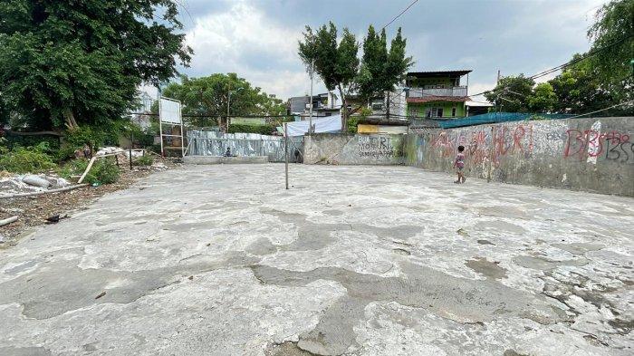 TEMPAT PEMBUANGAN SAMPAH - Rencana pembangunan kembali TPS di wilayah RW 03 Palmerah Jakarta Barat mendapat penolakan warga, Jumat (3/10/2025)