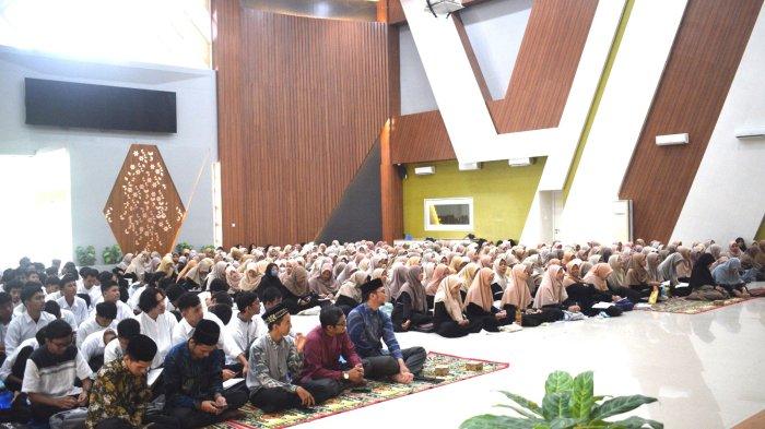 485 Mahasiswa FMIPA USK Ikuti OKM dan Galang Dana untuk Palestina