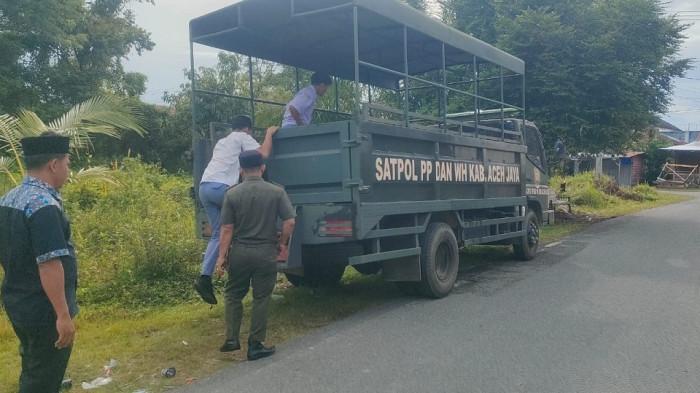 Satpol PP Aceh Jaya Amankan 7 Siswa, Kedapatan Keluyuran ke Pantai Panorama Saat Jam Sekolah