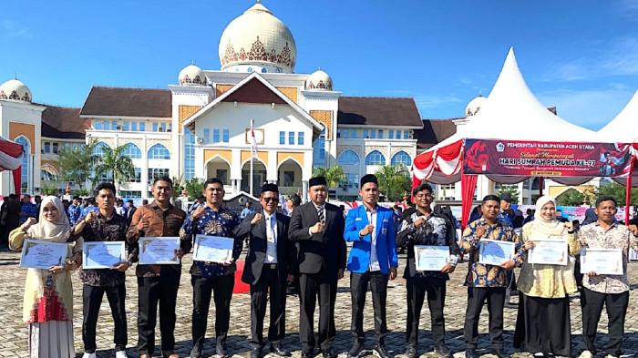 Pembudidaya Melon ala Jepang & 7 Muda Mudi Terima Penghargaan Saat HSP 2025