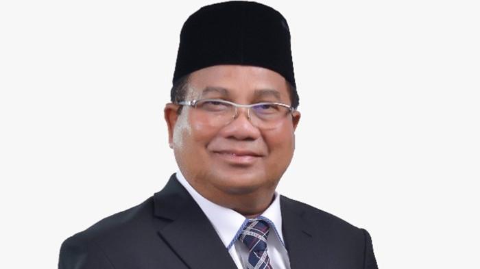 AMIRUDDIN IDRIS - Ketua Pembina Yayasan, Dr H Amiruddin Idris SE MSi