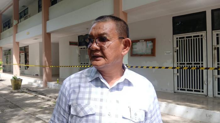 Anggota DPRA Ir Iskandar meninjau laboratorium 21 5