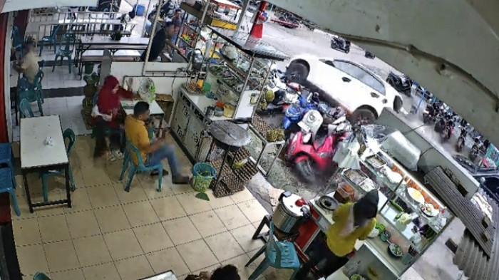 Kasus Minibus Honda Brio Seruduk 7 Sepmor di Bireuen, Polisi Periksa Saksi Mata dan Korban