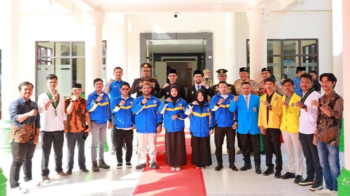 Bupati Aceh Barat Ajak Pemuda Hadapi Tantangan Global dengan Kejujuran dan Ketangguhan