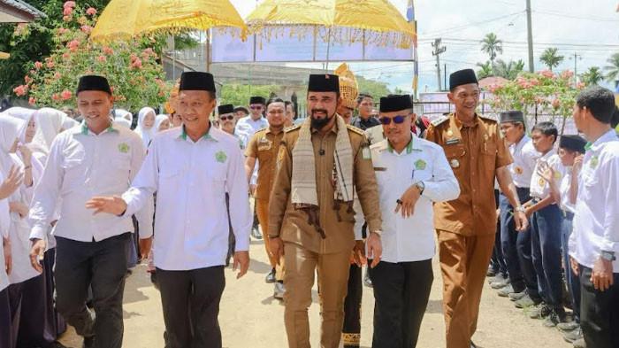Bupati Al-Farlaky Minta Dapur MBG Harus Jamin Makanan Sehat dan Higinis