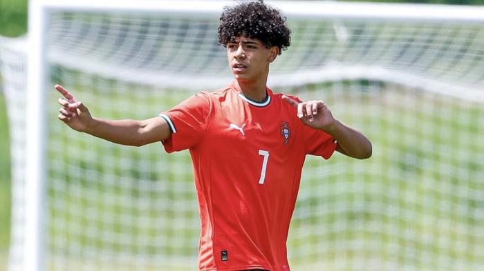 Cristinao Ronaldo Jr. Mengancam Rekor Ayahnya Sebelum Usia 18