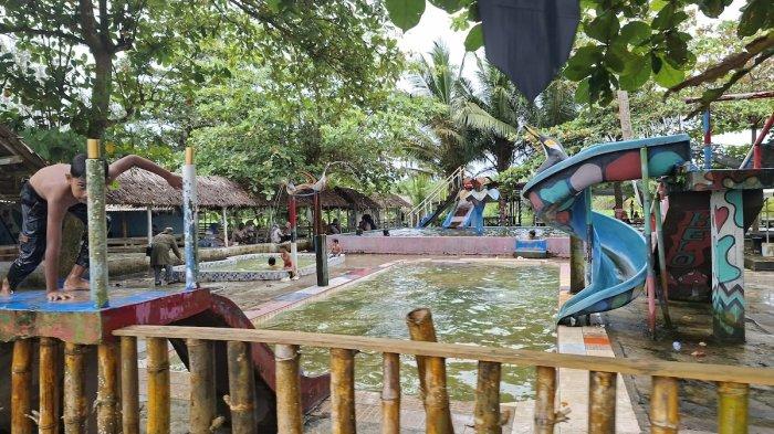 NAGA PERMAI - Wisata Pantai Naga Permai, Nagan Raya, Minggu (23/11/2025).