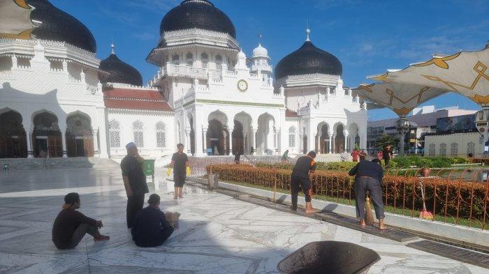Tgk H Salman di Masjid Raya Baiturrahman, Ini Daftar Khatib & Imam Shalat Jumat di Banda Aceh Besok
