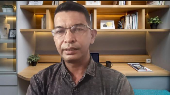 Santri Dipuji di Podium, Diabaikan dalam Kebijakan