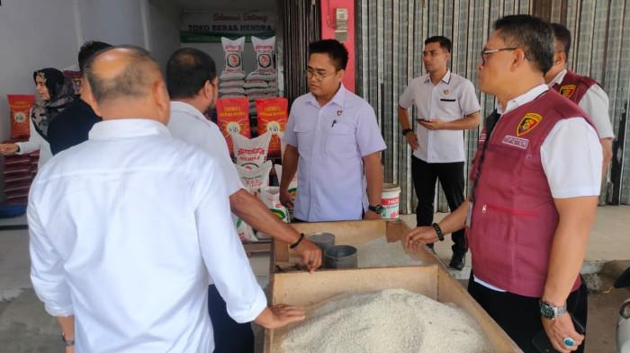 Satgas Polda Aceh Masih Temui Beras di Pasaran Dijual Melebihi HET