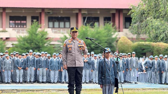 Kapolres Lhokseumawe Jadi Pembina Upacara di SMAN 1, Ini Pesan Penting untuk Pelajar