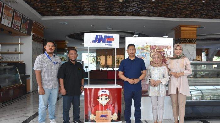 JNE dan Hermes Palace Hotel Bersinergi Sukseskan PON XXI Aceh – Sumut 2024