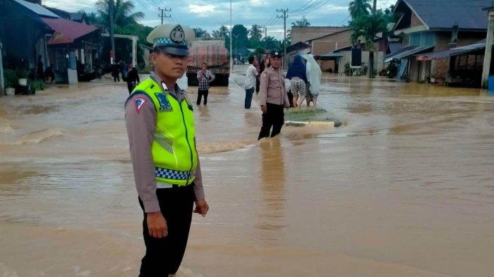 Dirlantas Imbau Masyarakat Barsela Hati-hati, Jalan di Nagan Raya dan Aceh Selatan Terendam Banjir