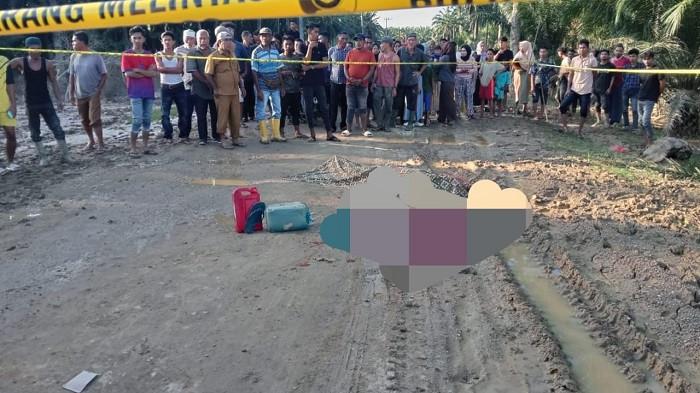 Jenazah diduga korban pembunuhan di perbatasan Gampong Kebon Teumpeun dan Gampong Teumpeun Peureulak Barat, Kabupaten Aceh Timur, Senin (29/12/2025).