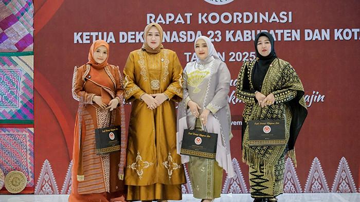 Lismawani Al Farlaky Dinobatkan Jadi Ketua Dekranasda Teraktif se- Aceh