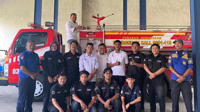 Tim Kutaradja Fried Chicken Simulasi Pemadaman, Latihan Penggunaan Apar saat Darurat Kebakaran