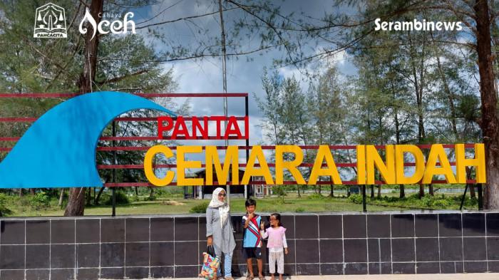 Landmark Pantai Cemara Indah Aceh Singkil Jadi Spot Foto