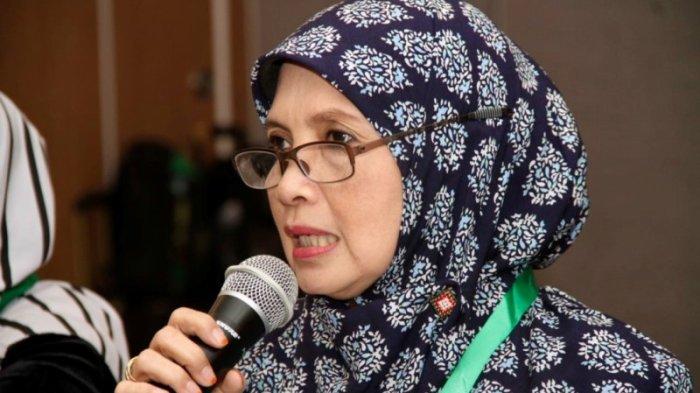 Tolak Penyediaan Alat Kontrasepsi Bagi Pelajar, Pimpinan Persistri Desak Perkuat Pendidikan Agama