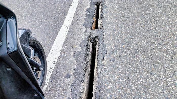 Hati-hati! Ada Lubang di Jembatan Pulau Kayu Abdya