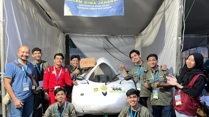 Top! Malem Diwa Janagaru FT-USK Juara 3 Kontes Mobil Hemat Energi 2025