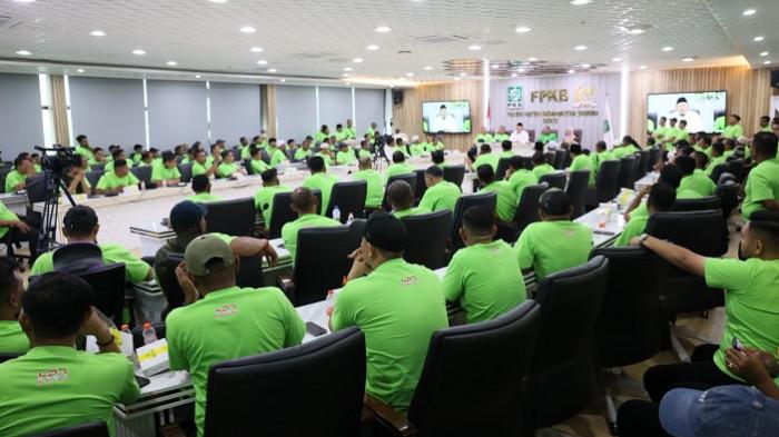 Anggota Komisi V DPR RI dari Fraksi Partai Kebangkitan Bangsa (PKB), H. Ruslan Daud (HRD), memimpin rombongan pengurus dan kader PKB Aceh melakukan audiensi dengan Wakil Ketua DPR RI, Dr. H. Cucun Ahmad Syamsurijal, S.Ag., MAP, di Ruang Fraksi PKB DPR RI, Kompleks Parlemen Senayan, Jakarta, Rabu (22/7/2026).