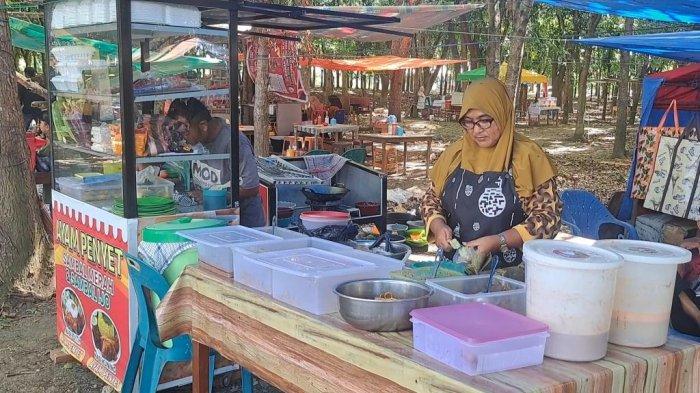 UMKM di Indrapuri Aceh Besar: Alhamdulillah Jualan Ibu Naik Omzetnya Selama PON