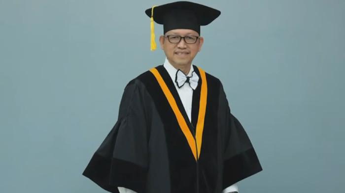 Prof Dr Mirza Tabrani SE MBA DBA resmi terpilih sebagai Rektor Universitas Syiah Kuala (USK) Banda Aceh untuk periode 2026–2031.