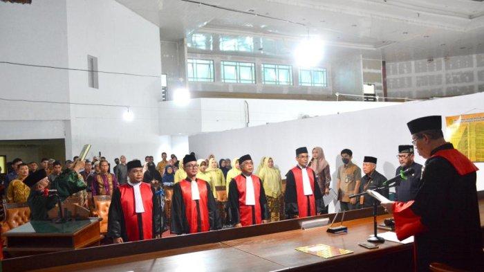 Ketua PT Banda Aceh Suharjono Lantik Delapan Ketua Pengadilan Negeri
