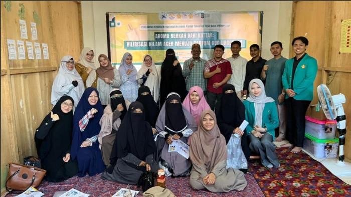 Tim ARC USK Latih Warga Kuta Baro Olah Minyak Nilam dan Gaharu Jadi Parfum