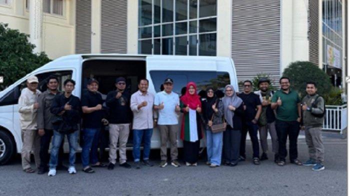 Tim Medis RSUDZA Kerahkan 14 Dokter dan Perawat Menembus Daerah Bencana Banjir