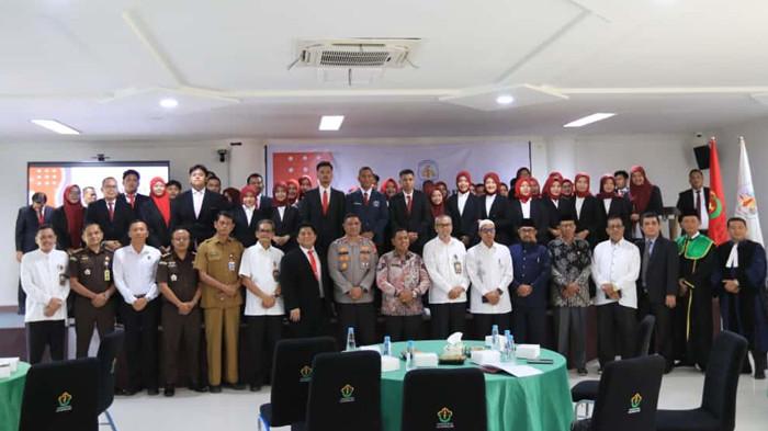 Fakultas Hukum Unimal Lantik 80 Mediator dan Arbiter Juga Resmikan Kantor Mediasi
