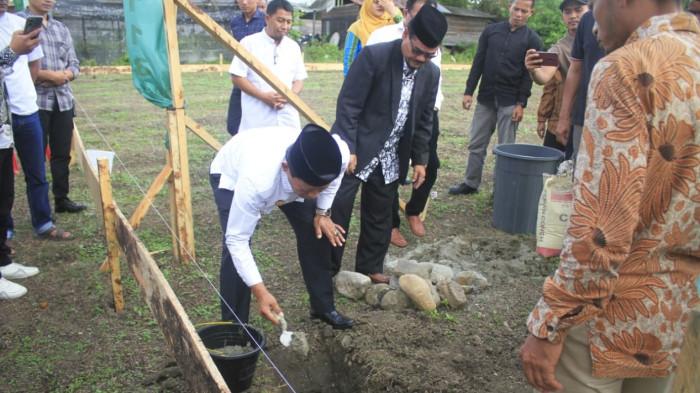 Groundbreaking  Kopdes Merah Putih di Galus, Wabup Maliki Letakkan Batu Pertama